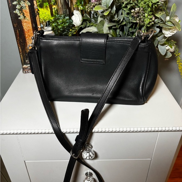 Vintage Coach Demi Legacy Bag - style 9154 - Picture 6 of 10